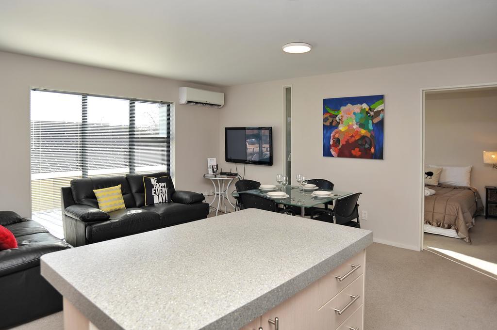 Carlton Villa 3 - Christchurch Holiday Homes Buitenkant foto