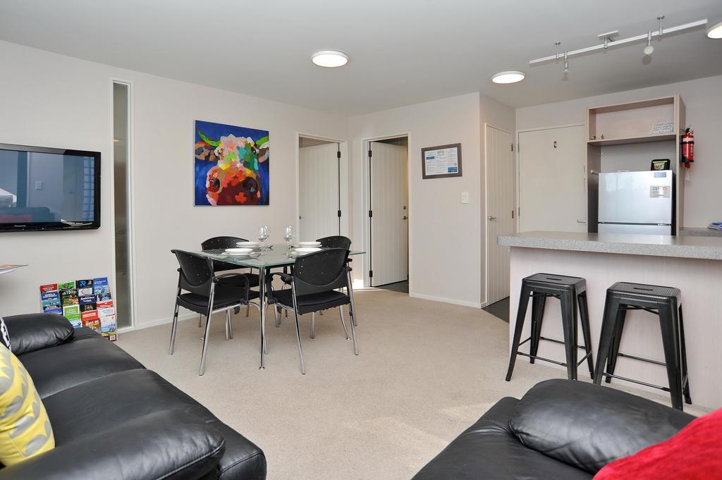 Carlton Villa 3 - Christchurch Holiday Homes Buitenkant foto